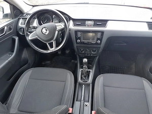 Skoda Rapid 1.6 TDI berlina - imagine 9