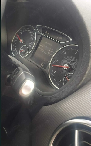 Mercedes b class - imagine 6