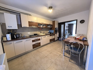 0% Comision! Suprafata Generoasa! 2 Apartamente! - imagine 3