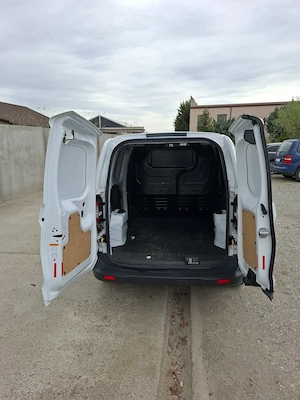 Ford Transit courier 2020 - imagine 6