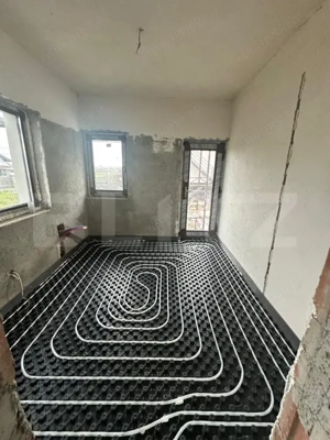 Casă modernă cu mansardă în Vorovesti– spațioasă și bine compartimentată - imagine 13