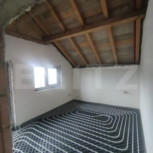 Casă modernă cu mansardă în Vorovesti– spațioasă și bine compartimentată - imagine 9