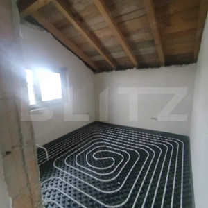 Casă modernă cu mansardă în Vorovesti– spațioasă și bine compartimentată - imagine 6