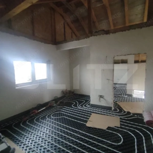 Casă modernă cu mansardă în Vorovesti– spațioasă și bine compartimentată - imagine 10