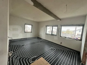 Casă modernă cu mansardă în Vorovesti– spațioasă și bine compartimentată - imagine 12