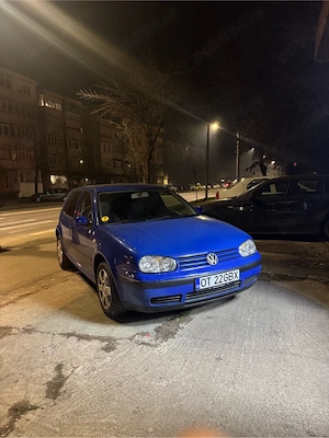 vand sau schimb golf 4 - imagine 6