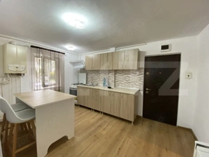 Apartament 2 camere, renovat complet – C.R. Vivu, parter înalt, boxa subsol