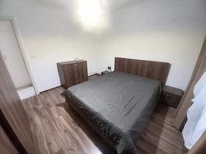 Închiriez apartament cu 2 camere renovat complet aproape de Spitalul Județean  - imagine 5