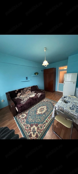 Proprietar închiriez garsoniera 