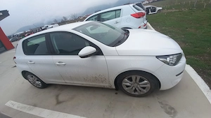 Dezmembram Peugeot 308 1.6 BlueHDi BHZ BH01 - imagine 3