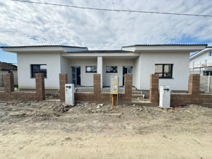 Duplex pe parter langa Carrefour toate utilitatile