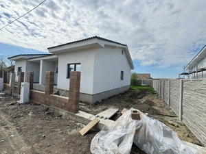 Duplex pe parter langa Carrefour toate utilitatile - imagine 3