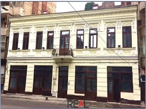 Vila de vanzare pretabila birouri Universitate - 182 mp