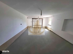 Casă spațioasă, versatilă – ideală pentru firmă sau locuință - imagine 13