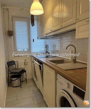 Apartament 2 camere de vanzare zona Casa de Cultura