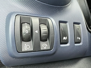 Opel Vivaro 1.6 Diesel 120 CP An 2015 8+1 - imagine 14