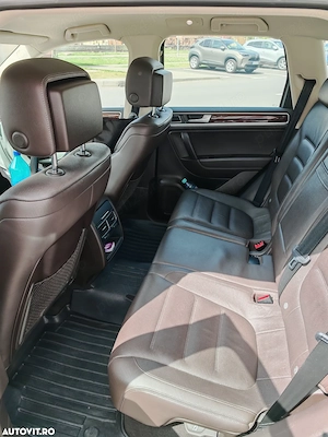 VW Touareg 7P 2014 3.0 245cp Dynaudio | Webasto | Suspensie Pneumatica | Ventilatie | Carplay - imagine 7