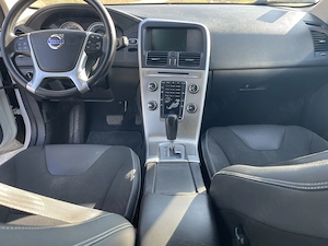 Vând Volvo XC 60,Diesel,2011 - imagine 7