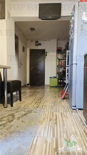 Apartament luminos cu 3 camere in zona Crangasi- pozitie excelenta,disponibil imediat - imagine 3