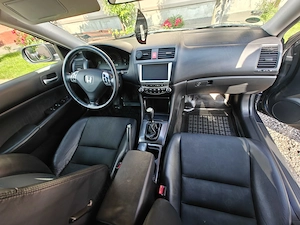 Vand Honda Acord Tourer 2.0 benzina 2004