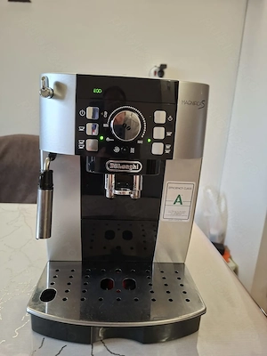 Delonghi Magnifica S  - imagine 4
