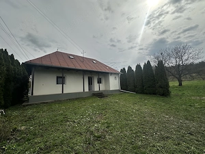 Casa si teren de vanzare(2700 mp), com Mica