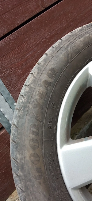 se vând 4 anvelope Goodyear vară  - imagine 3