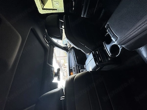 B MW Seria 7 740d xDrive - imagine 7