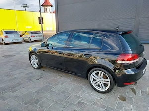 VW Golf 6 1.8 Trapa, Interior Alcantara,ÎncălzireScaune,DubluClima Sistem audio performant,PilotAuto - imagine 2