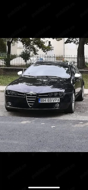 Vând Alfa Romeo 159 sw.