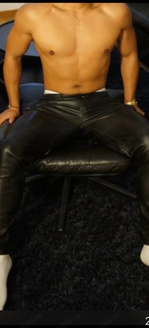 Cristi Activ  ,masaj,servicii de calitate,webshow,deplasari