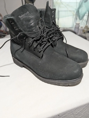 Ghete din piele Timberland NR 43  utilizați foarte puțin. - imagine 2