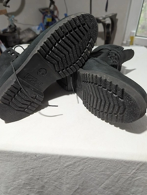 Ghete din piele Timberland NR 43  utilizați foarte puțin. - imagine 3