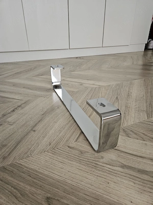 Picioare de mobila cromate