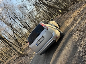 Ford focus 2 facelift 2009 1.6 tdci - imagine 8