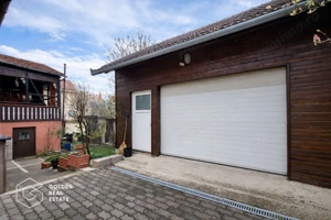 Casa D+P, cu piscina si teren 680 mp, Lipova, comision 0% - imagine 11