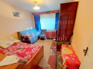 Apartament 3 decomandate, parter, 2 bai, zona Cornisa - imagine 4