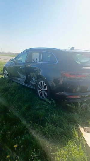 Renault Talisman Break(avariat) - imagine 3