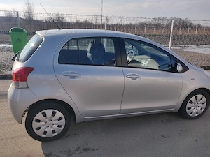 Vând  toyota - imagine 2