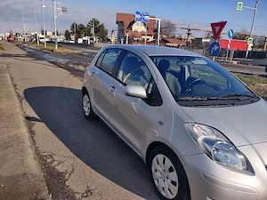 Vând  toyota - imagine 5