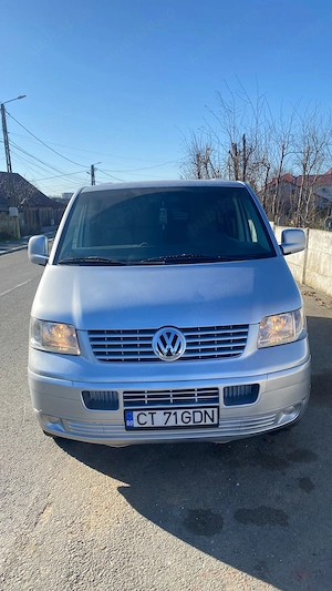 Vând Volkswagen T5, 8+1 - imagine 5