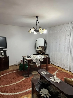 Zona Girocului | Decomandat | Parter | Centrala Termica Noua !!