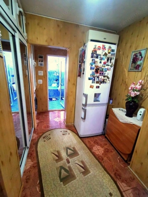 Apartament 2 camere de vânzare – Piața Centrală - imagine 2