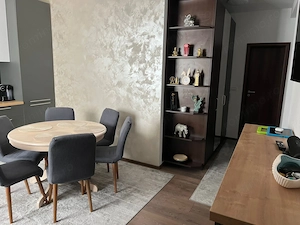 Apartament elegant la casă | 2 dormitoare + living open space | curte proprie  - imagine 2