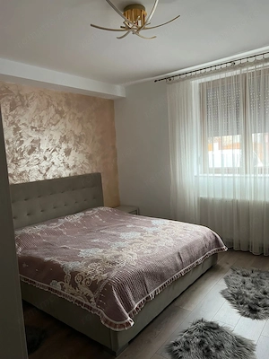 Apartament elegant la casă | 2 dormitoare + living open space | curte proprie  - imagine 8