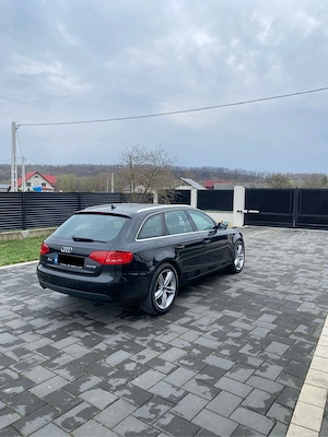 Audi A4 B8 cutie automata 2.0 tdi 2011 - imagine 2