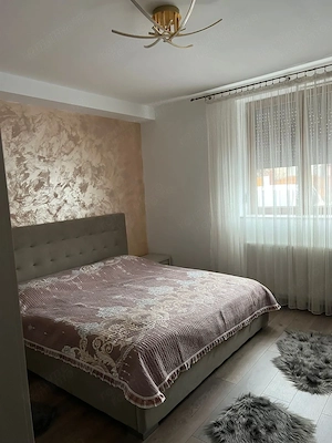 Apartament cu 2 camere DECOMANDAT,  CURTE   Calea Sagului - imagine 4