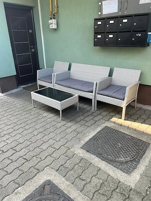 Apartament cu 2 camere DECOMANDAT,  CURTE   Calea Sagului - imagine 9