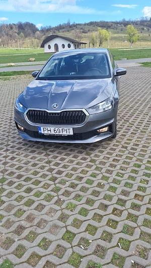 Vand Skoda Fabia an 2024 benzina