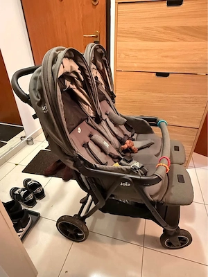 Carucior gemeni - JOIE ESTRELLA evergreen